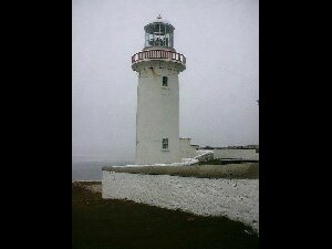 rainn Mhir - Lighthouse, built 1804, height 71m above sea level, range 29 nautical miles